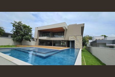Casa de condomínio à venda com 550m², 4 quartos e 3 vagas