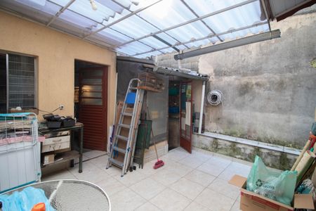 Casa à venda com 200m², 3 quartos e 5 vagasQUINTAL E ÁREA DE SERVIÇO