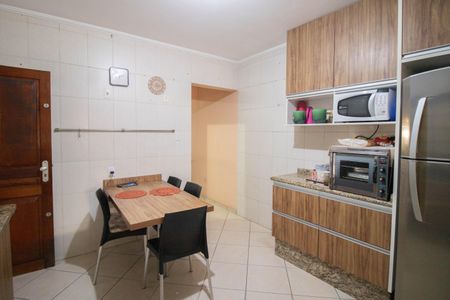 Casa à venda com 200m², 3 quartos e 5 vagasCOZINHA