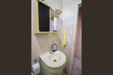 Casa à venda com 200m², 3 quartos e 5 vagasBANHEIRO DA SUÍTE