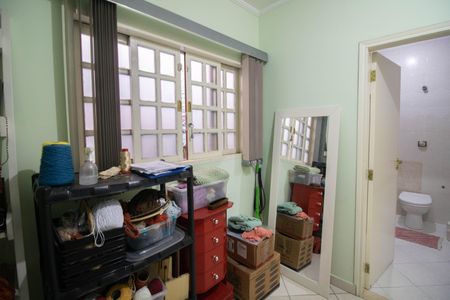 SUÍTE de casa à venda com 3 quartos, 200m² em Vila dos Remedios, São Paulo