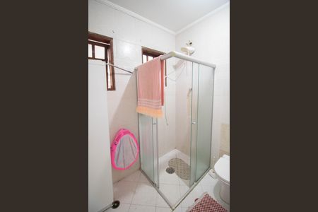 Casa à venda com 200m², 3 quartos e 5 vagasBANHEIRO 