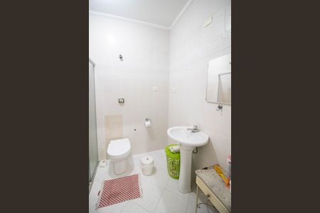 Casa à venda com 200m², 3 quartos e 5 vagasBANHEIRO 