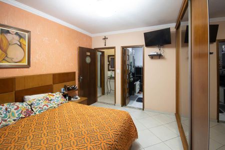 Casa à venda com 670m², 5 quartos e 8 vagasSuíte 3