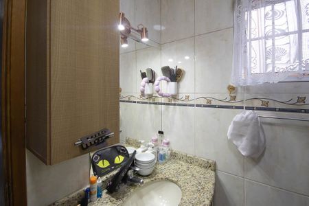 Casa à venda com 670m², 5 quartos e 8 vagasBanheiro da Suíte 2