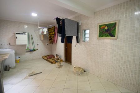 Casa à venda com 670m², 5 quartos e 8 vagasÁrea de Serviço