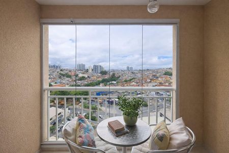 Apartamento à venda com 68m², 2 quartos e 2 vagasVaranda