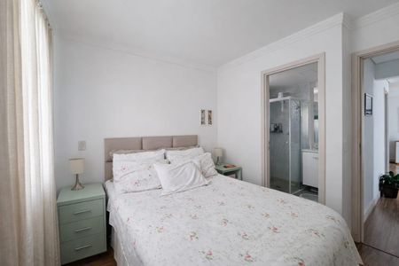 Apartamento à venda com 68m², 2 quartos e 2 vagasQuarto 2