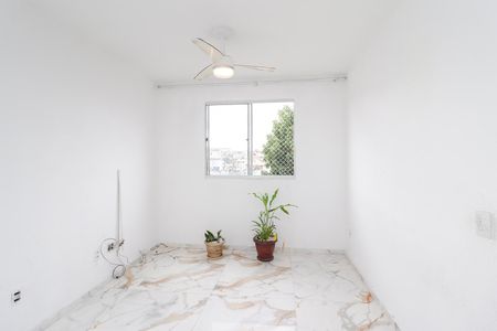 Sala de apartamento para alugar com 2 quartos, 39m² em Núcleo Lageado, São Paulo