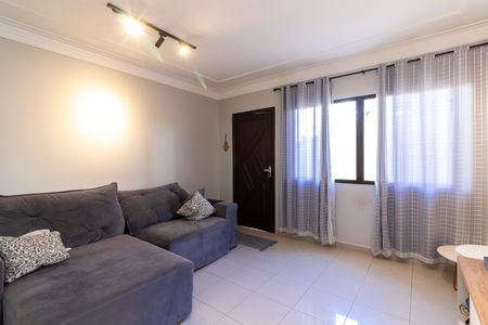 Sala de Estar de casa de condomínio à venda com 3 quartos, 200m² em Conjunto Residencial Santa Terezinha, São Paulo