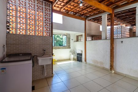 Casa de condomínio à venda com 200m², 3 quartos e 2 vagas Casa de condomínio à venda com 200m², 3 quartos e 2 vagasLavanderia / Área de Lazer