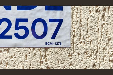 Casa de condomínio à venda com 200m², 3 quartos e 2 vagas Casa de condomínio à venda com 200m², 3 quartos e 2 vagasBCMI-1276