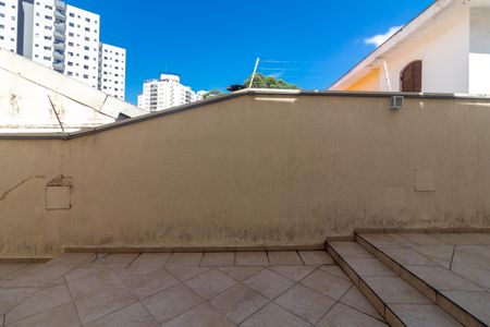 Casa de condomínio à venda com 200m², 3 quartos e 2 vagas Casa de condomínio à venda com 200m², 3 quartos e 2 vagasSala de Estar - Vista