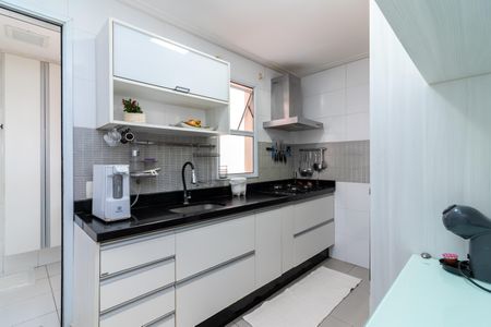 Apartamento à venda com 89m², 3 quartos e 2 vagas Apartamento à venda com 89m², 3 quartos e 2 vagasCozinha