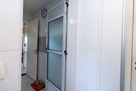 Apartamento à venda com 89m², 3 quartos e 2 vagas Apartamento à venda com 89m², 3 quartos e 2 vagasÁrea de Serviço