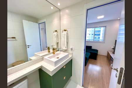 Apartamento à venda com 75m², 2 quartos e 2 vagasBanheiro 1