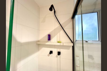 Apartamento à venda com 75m², 2 quartos e 2 vagasBanheiro da Suíte