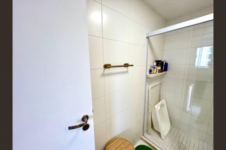 Apartamento à venda com 75m², 2 quartos e 2 vagasBanheiro 1