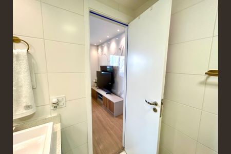 Apartamento à venda com 75m², 2 quartos e 2 vagasBanheiro 1