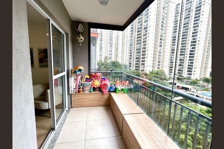 Apartamento à venda com 75m², 2 quartos e 2 vagasVaranda da Sala