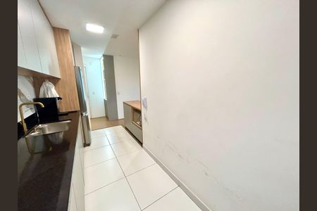 Apartamento à venda com 75m², 2 quartos e 2 vagasCozinha