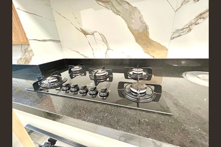 Apartamento à venda com 75m², 2 quartos e 2 vagasCozinha