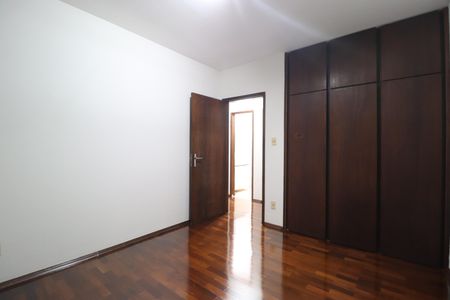 Casa para alugar com 360m², 4 quartos e 4 vagasQuarto 3