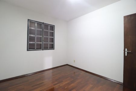 Casa para alugar com 360m², 4 quartos e 4 vagasQuarto 3