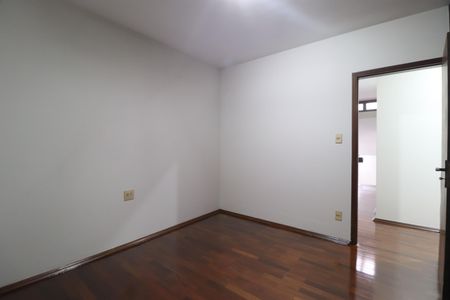 Casa para alugar com 360m², 4 quartos e 4 vagasQuarto 2