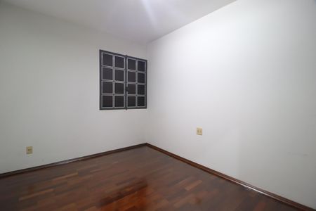 Casa para alugar com 360m², 4 quartos e 4 vagasQuarto 4