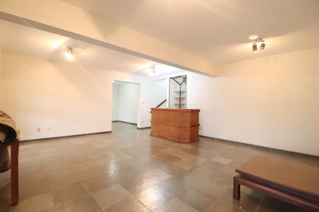 Casa para alugar com 360m², 4 quartos e 4 vagasSala 1