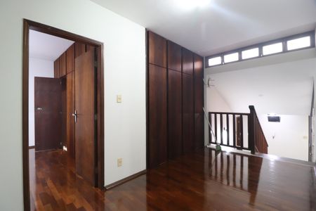Casa para alugar com 360m², 4 quartos e 4 vagasHall dos Quartos