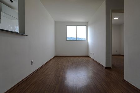 Sala de apartamento para alugar com 2 quartos, 55m² em Vila Mogilar, Mogi das Cruzes