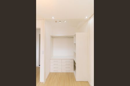 Apartamento para alugar com 42m², 1 quarto e 1 vaga Apartamento para alugar com 42m², 1 quarto e 1 vagaQuarto