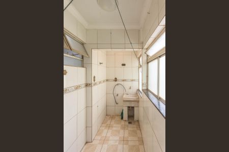 Apartamento para alugar com 67m², 3 quartos e 1 vagaÁrea de Serviço