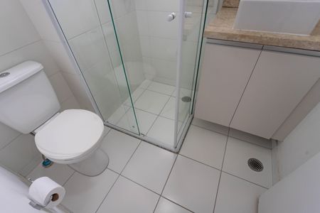 Apartamento para alugar com 58m², 2 quartos e 1 vaga Apartamento para alugar com 58m², 2 quartos e 1 vagaBanheiro da suíte