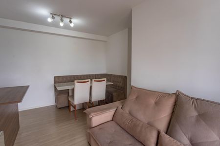 Sala  de apartamento para alugar com 2 quartos, 58m² em Taboão, São Bernardo do Campo