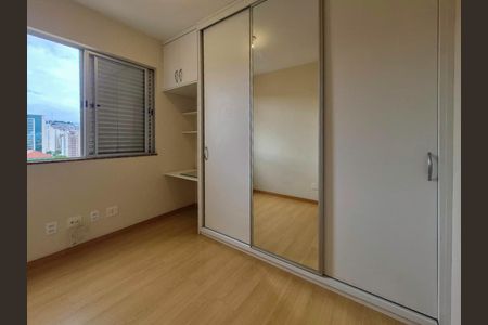 Apartamento à venda com 2 quartos, 70m² em Santa Tereza, Belo Horizonte