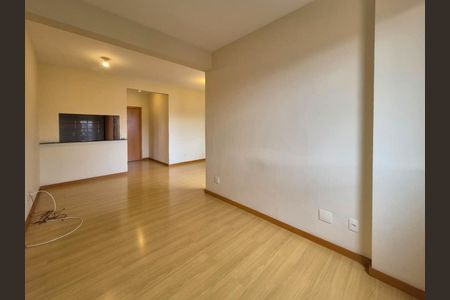 Apartamento à venda com 2 quartos, 70m² em Santa Tereza, Belo Horizonte
