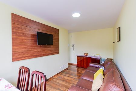 Sala de apartamento à venda com 2 quartos, 48m² em Santo Amaro, São Paulo