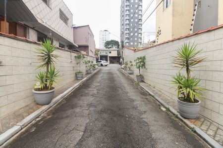 Casa à venda com 168m², 3 quartos e 2 vagasCondomínio/Vila 