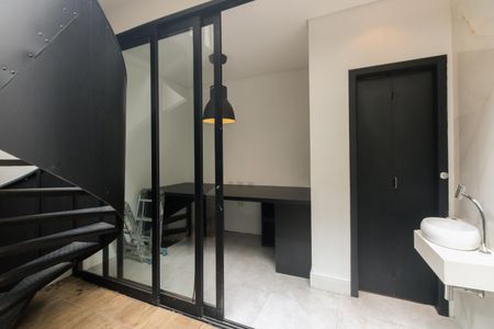 Casa à venda com 168m², 3 quartos e 2 vagasEscritório 