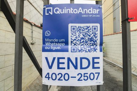 Casa à venda com 168m², 3 quartos e 2 vagasFachada do Condomínio - Placa Código IYJT-182