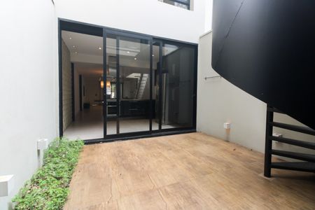 Casa à venda com 168m², 3 quartos e 2 vagasQuintal 