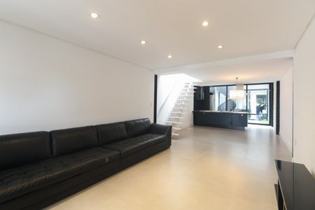 Casa à venda com 168m², 3 quartos e 2 vagasSala 