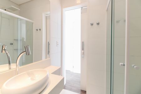 Casa à venda com 168m², 3 quartos e 2 vagasBanheiro Suíte 