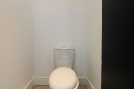 Casa à venda com 168m², 3 quartos e 2 vagasLavabo 