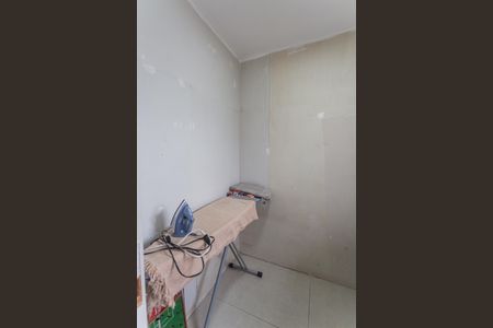 Apartamento à venda com 87m², 3 quartos e 2 vagas Apartamento à venda com 87m², 3 quartos e 2 vagasQuarto de Serviço