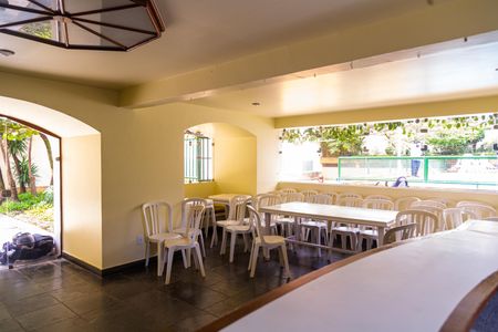 Apartamento à venda com 87m², 3 quartos e 2 vagas Apartamento à venda com 87m², 3 quartos e 2 vagasÁrea comum - Salão de festas