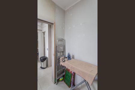 Apartamento à venda com 87m², 3 quartos e 2 vagas Apartamento à venda com 87m², 3 quartos e 2 vagasQuarto de Serviço